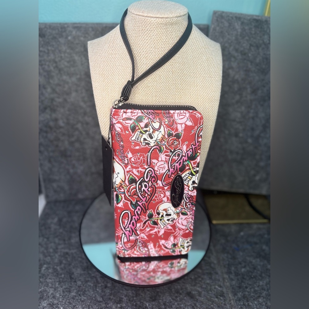 Ed Hardy wallet/wrislet NWT